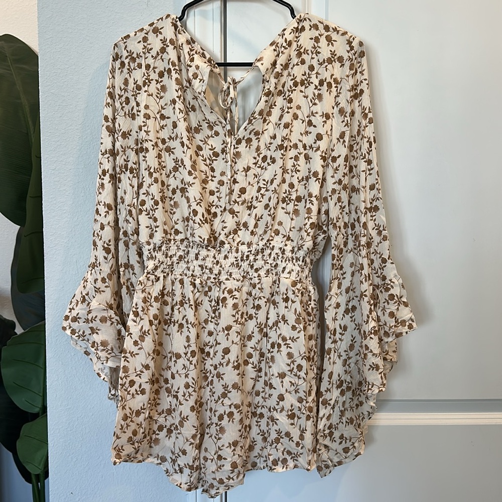 NWOT Pink Lily Romper. Size Large. Never worn. Purchased online - Picture 3 of 3